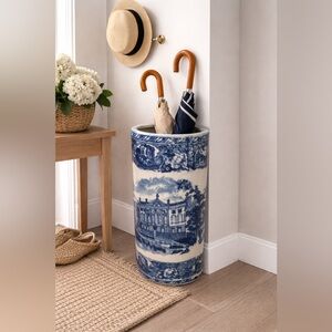 Blue & White Porcelain Umbrella Holder – Town Square Design – 17” Tall
